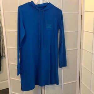 Vineyard Vines royal blue cover up, never worn!